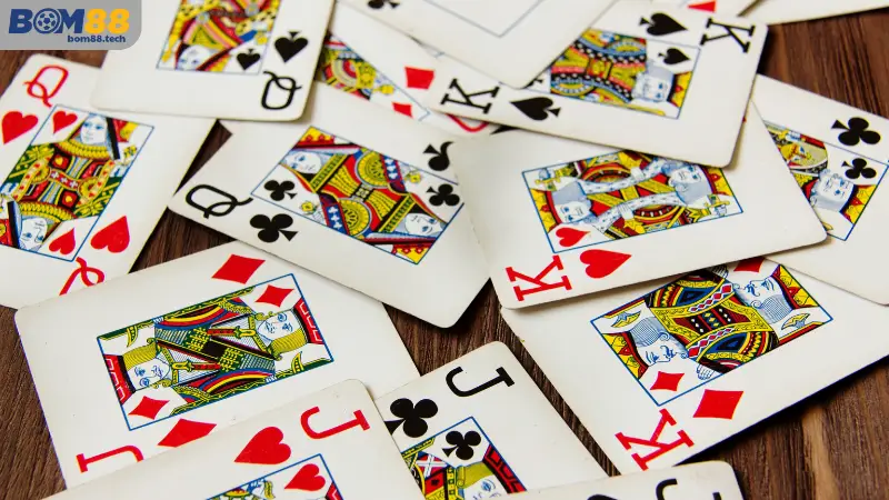 Game Phỏm sử dụng bộ b&agrave;i T&acirc;y 52 l&aacute;